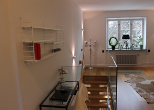Glasräcken för trappa